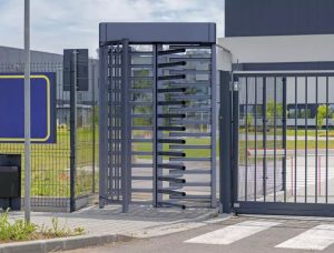 بوابات ASSA ABLOY الأمنية بوابات دخول السيارات والبارير الأمني